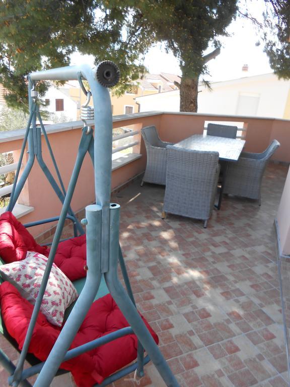 Apartments Luvi Trogir Quarto foto
