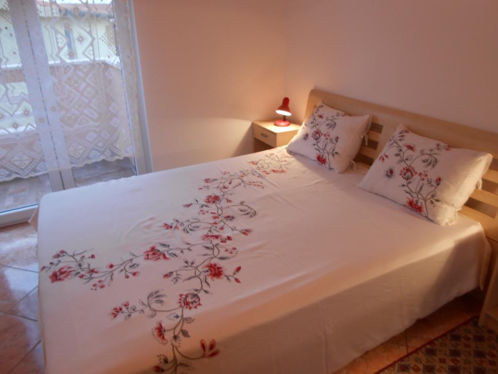 Apartments Luvi Trogir Quarto foto
