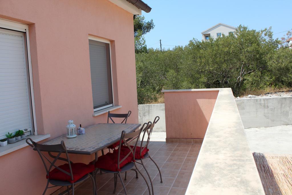 Apartments Luvi Trogir Exterior foto